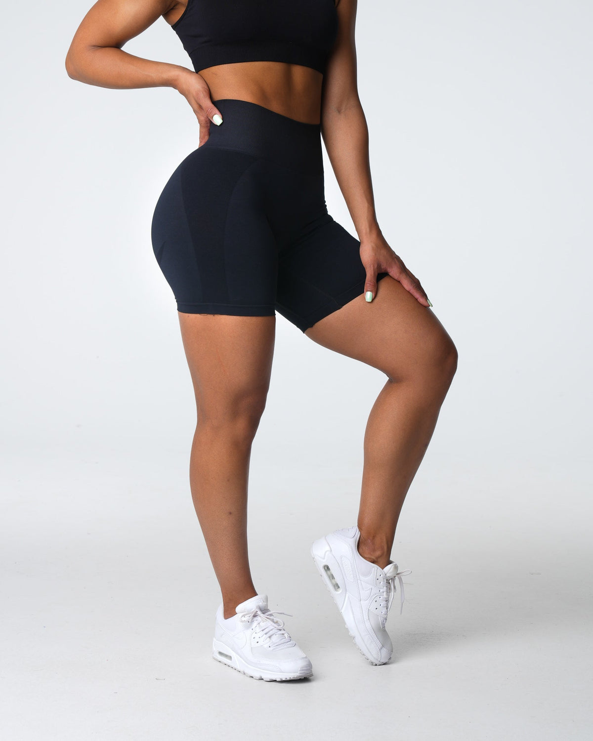 Black Contour 2.0 Seamless Shorts