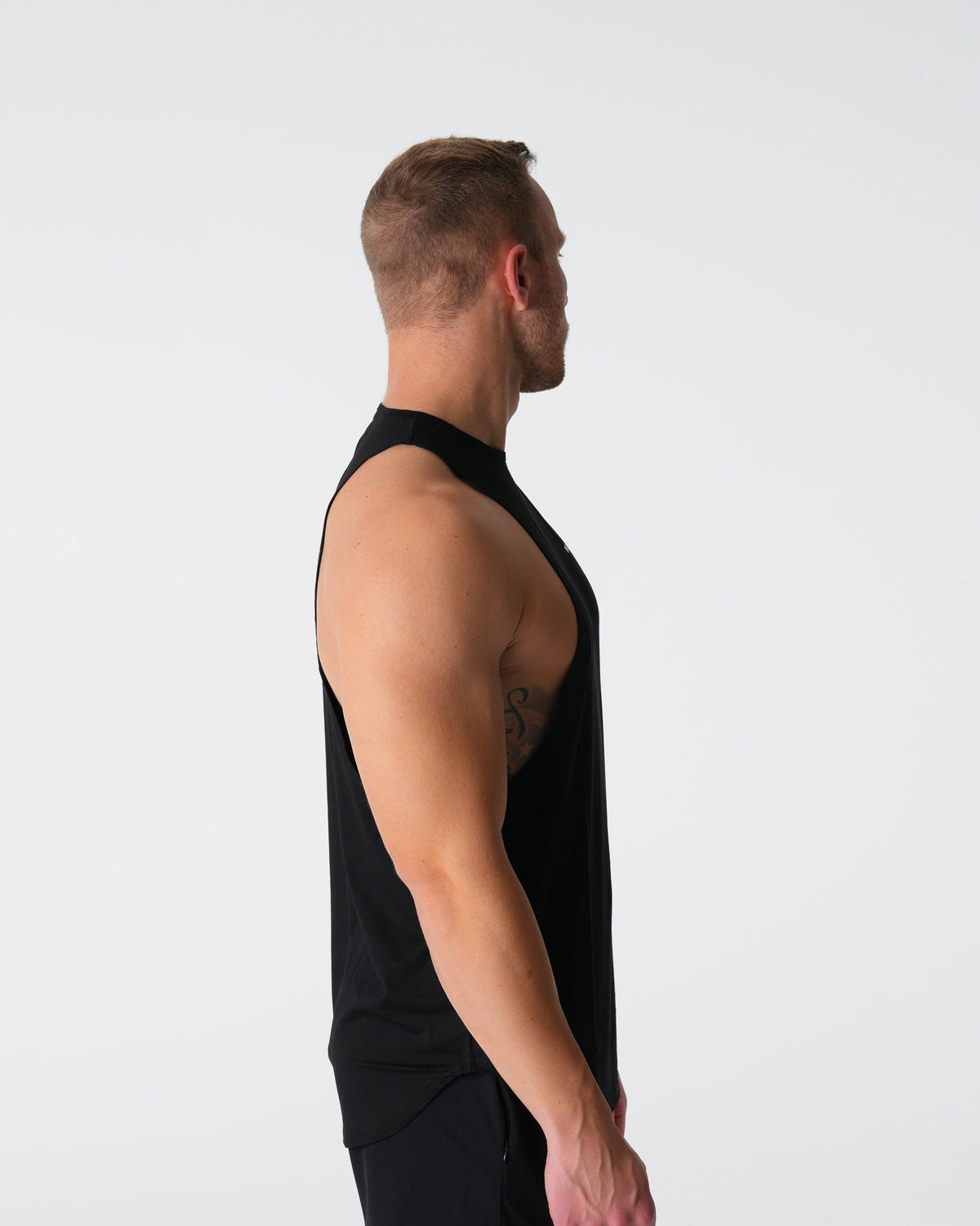 Black Tech Edge Tank