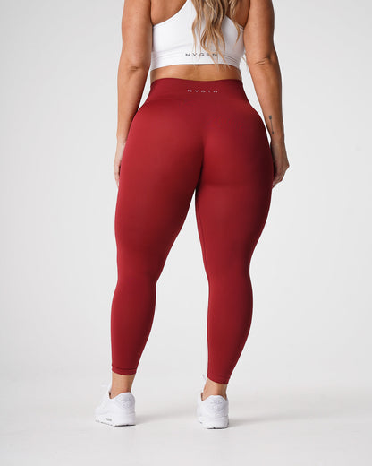 Carmine Solid Seamless Leggings