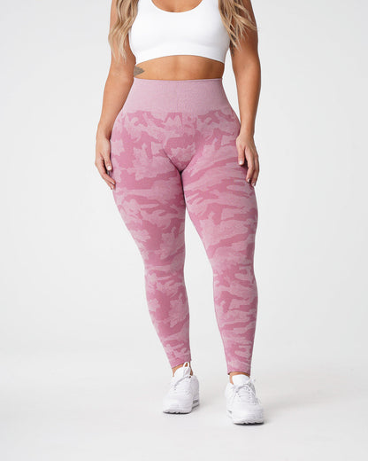 Pastel Pink Camo Seamless Leggings