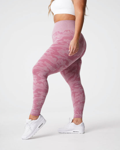 Pastel Pink Camo Seamless Leggings