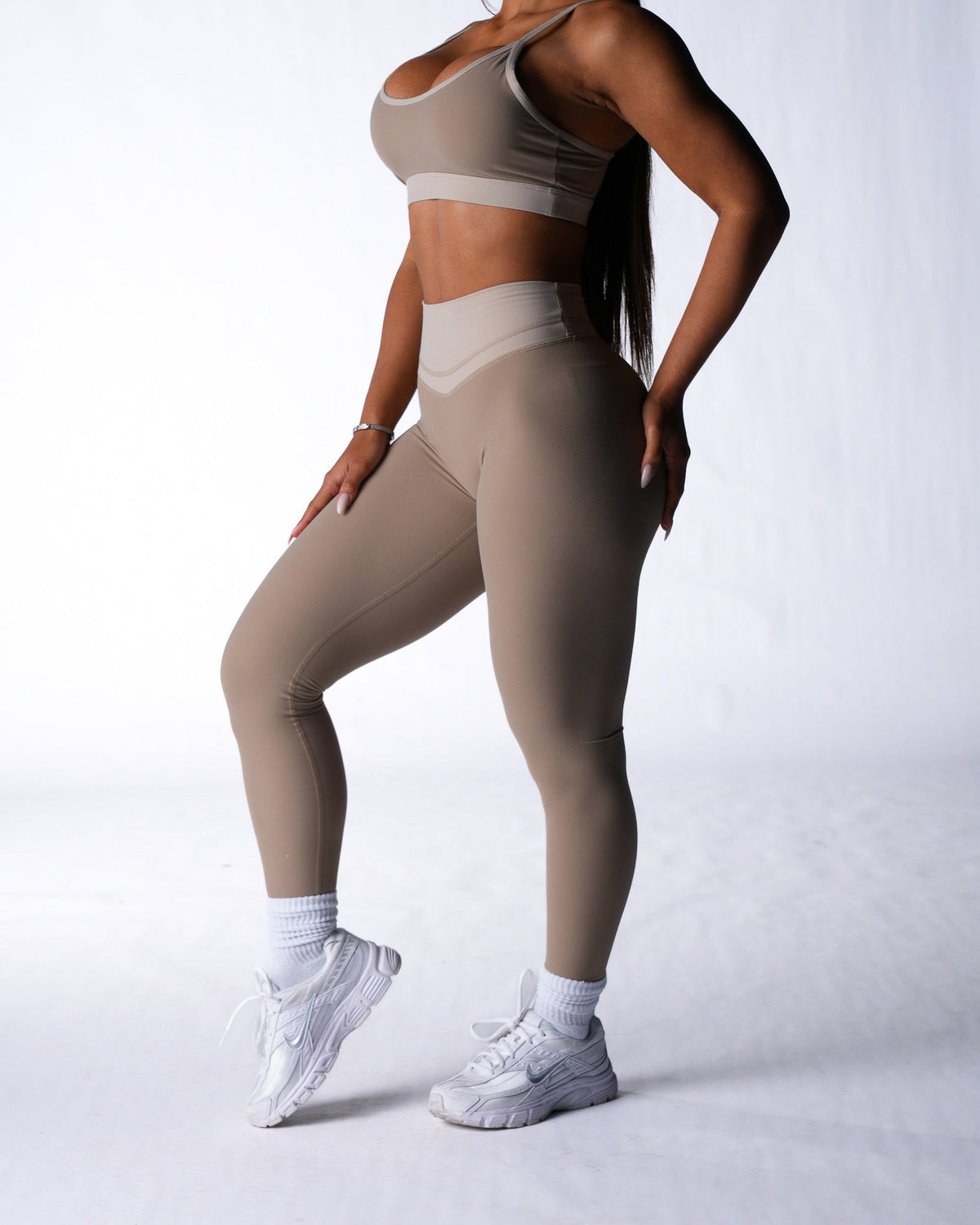 Canvas Aera Form Leggings