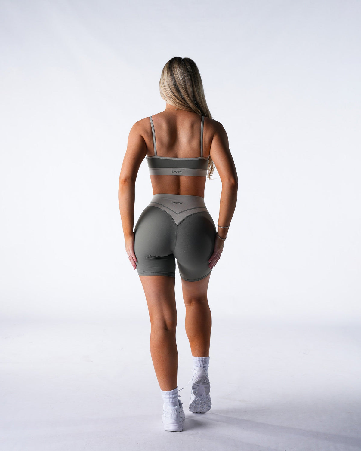 Aspen Aera Form Shorts