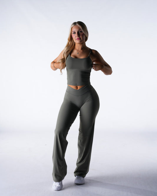 Aspen Aera Straight Leg Pants