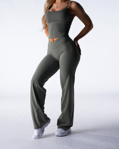 Aspen Aera Straight Leg Pants