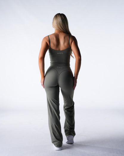 Aspen Aera Straight Leg Pants