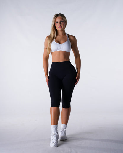 Black AeraLite Capri Leggings