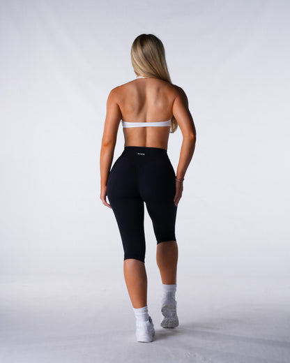Black AeraLite Capri Leggings