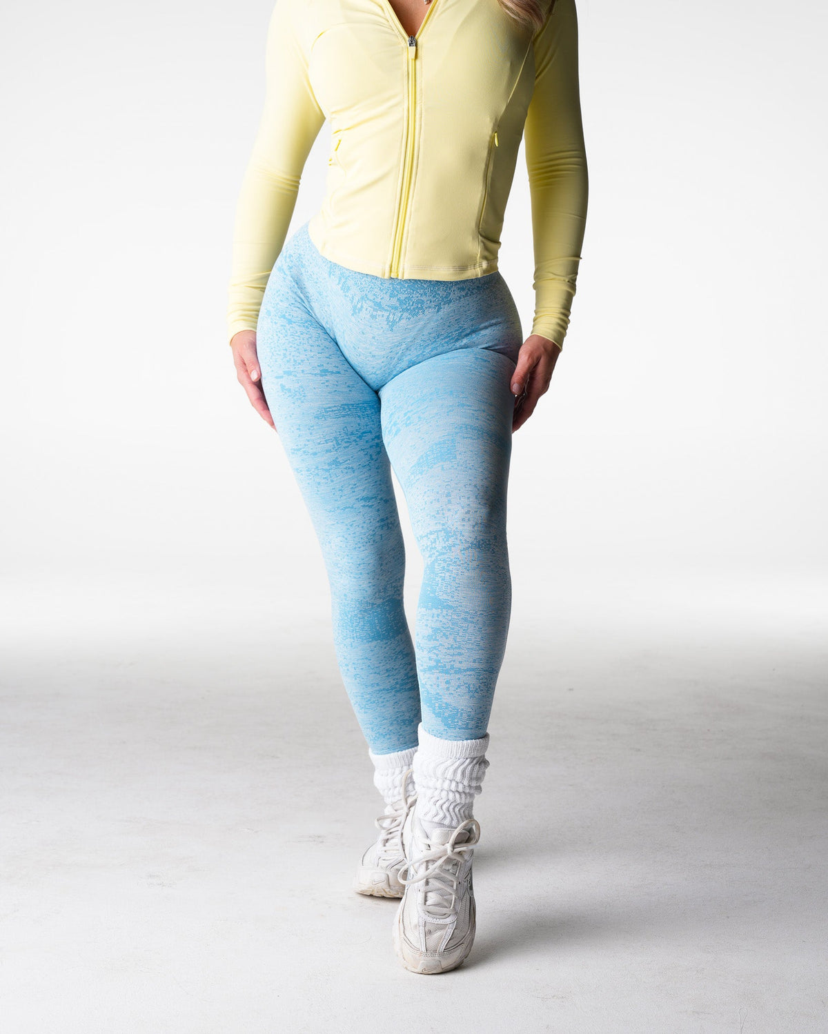 Endless Sky Digital Seamless Leggings