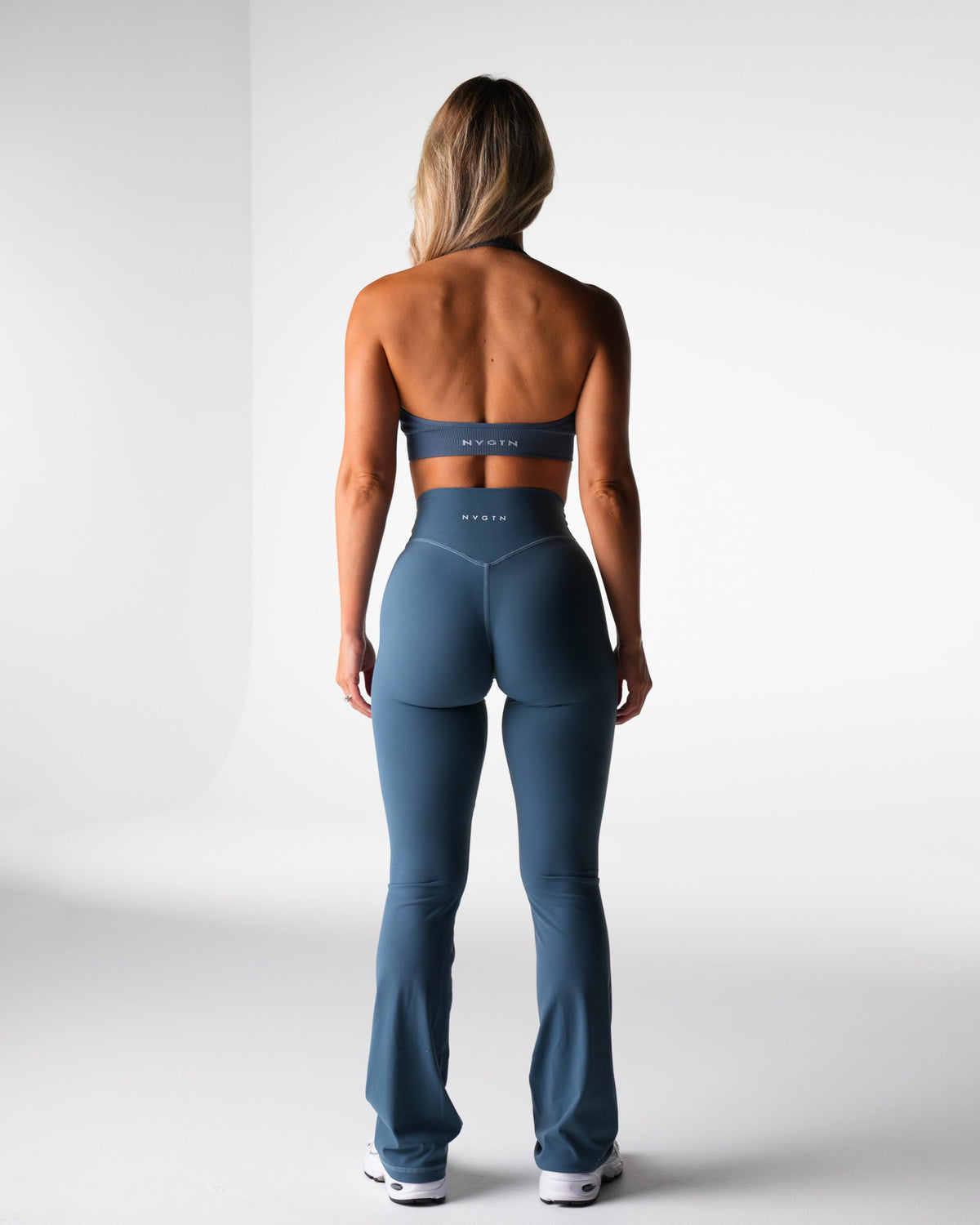 River Finesse Seamless Halter Bra